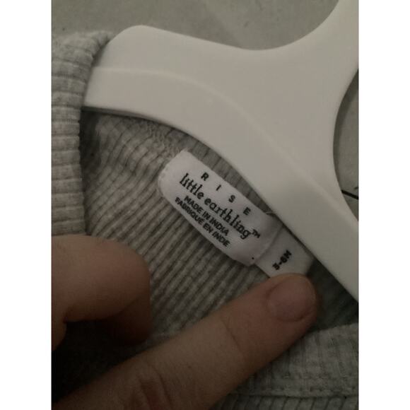 Rise Little Earthling Gray Long Sleeved Star Print One Piece Baby 3-6 Months - Picture 3 of 3